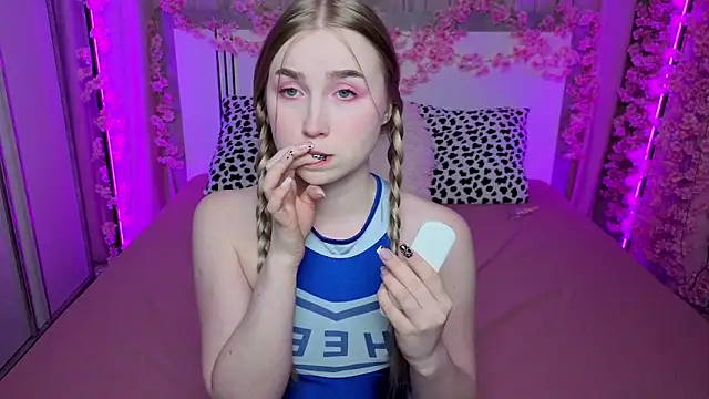 Snapshot of LilyStarlight chatting on 10, 5, 2026 LilyStarlight online show from 10, 5, 2026