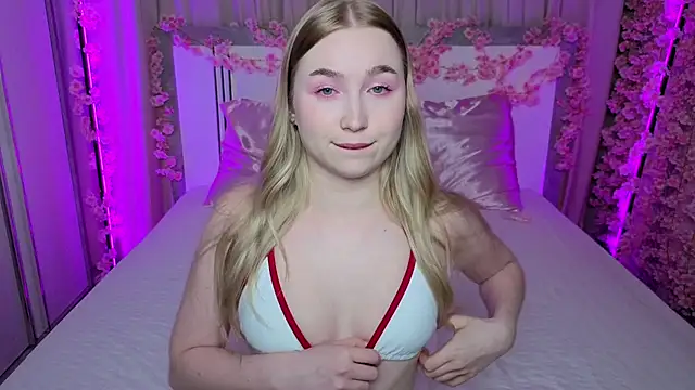 Snapshot of LilyStarlight chatting on 9, 6, 2026 LilyStarlight online show from 9, 6, 2026