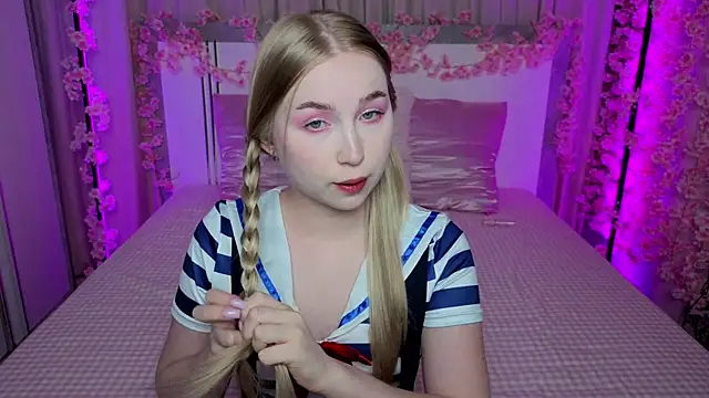Snapshot of LilyStarlight chatting on 2, 7, 2026 LilyStarlight online show from 2, 7, 2026