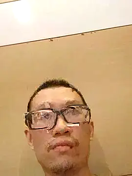 Snapshot of Exposedsian chatting on 26, 9, 2025 Exposedsian online show from 26, 9, 2025