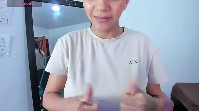 Snapshot of MaiaPetitte_ chatting on 20, 3, 2025 MaiaPetitte online show from 20, 3, 2025