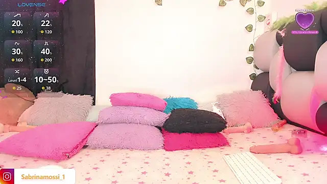 sabrinamossii online show from 12, 6, 2026