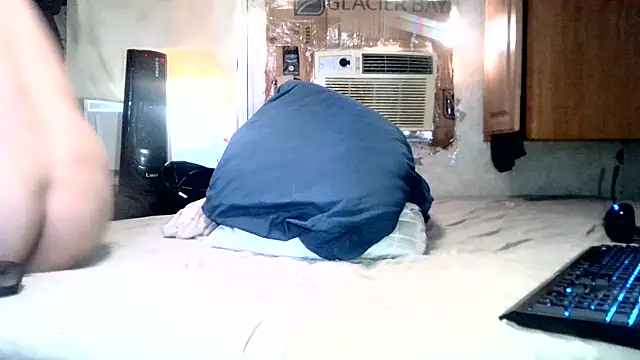 Snapshot of jceodo100 chatting on 7, 3, 2025 jceodo100 online show from 7, 3, 2025