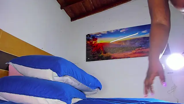  ebony-queen  online show from 4, 2, 2025