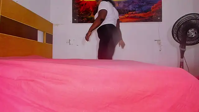  ebony-queen  online show from 6, 3, 2025