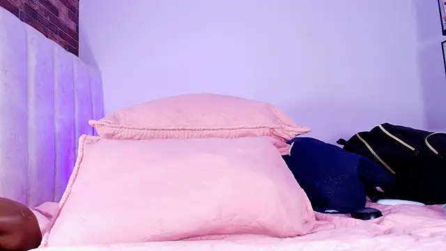 Snapshot of _ebony-queen_ chatting on 11, 6, 2026 ebony-queen online show from 11, 6, 2026