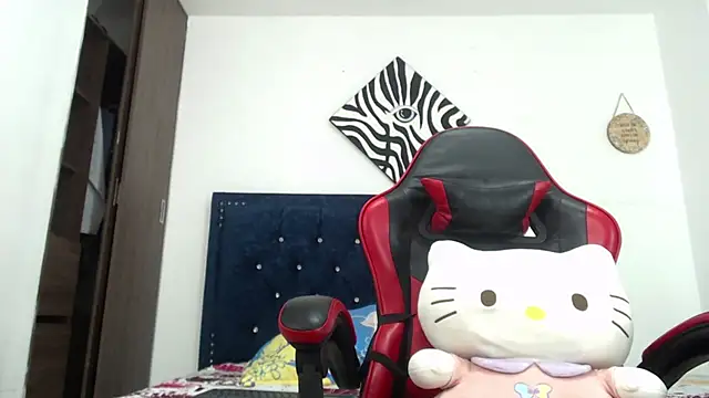 QueenSquirt  online show from 31, 1, 2026