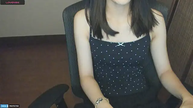 Ayase momo online show from 9, 6, 2026