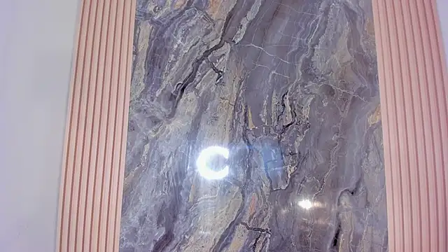 Rianamanson online show from 5, 10, 2025