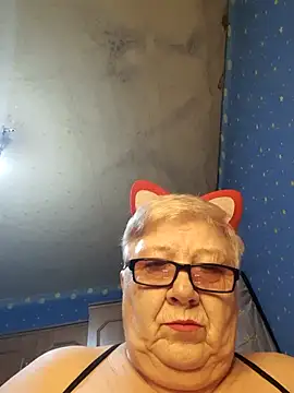 Snapshot of Lena_Gaby chatting on 4, 2, 2025 Lena Gaby online show from 4, 2, 2025