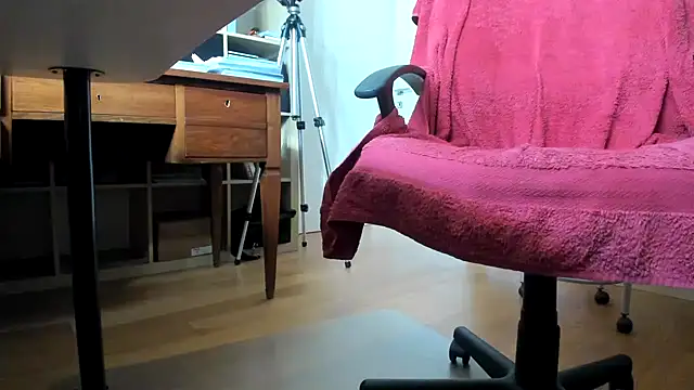 leccaleccafiga online show from 5, 3, 2025