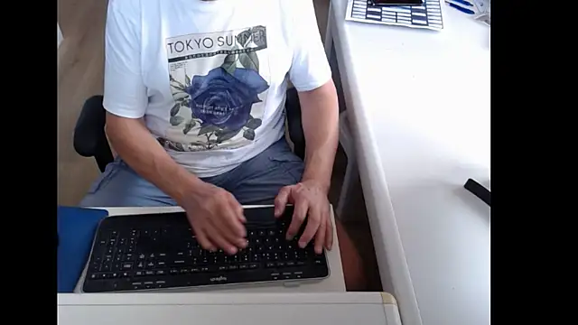 Snapshot of dutchpornking chatting on 12, 7, 2026 dutchpornking online show from 12, 7, 2026