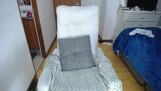 mondirty70 online show from 15, 12, 2024