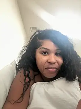 XxxItaliaBlue online show from 6, 3, 2026