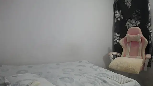 Snapshot of mabigomez00 chatting on 30, 10, 2025 mabigomez00 online show from 30, 10, 2025