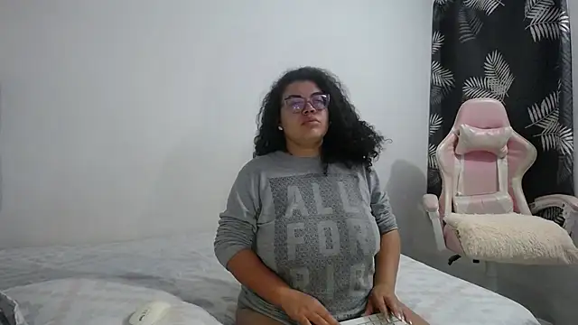 mabigomez00 online show from 25, 2, 2026