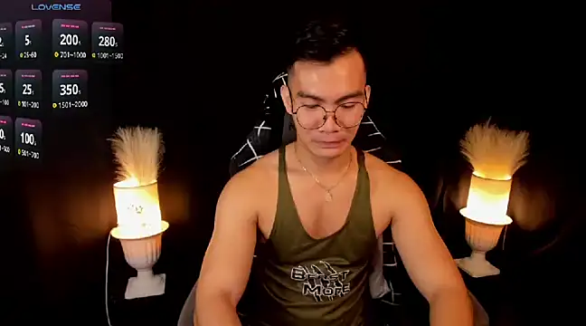 Snapshot of 000batman000 chatting on 5, 3, 2025 000batman000 online show from 5, 3, 2025