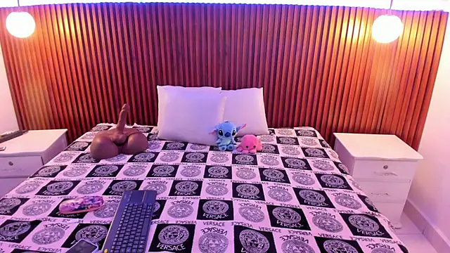 sofia castrillon online show from 23, 11, 2025