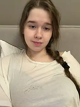 Snapshot of HornyGirlH chatting on 2, 5, 2026 HornyGirlH online show from 2, 5, 2026