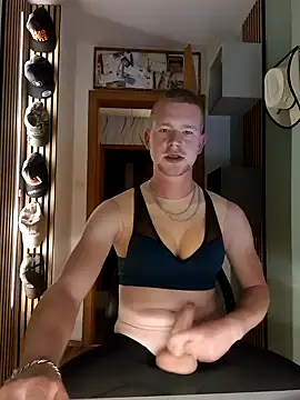 Snapshot of Playbunniboy chatting on 18, 9, 2025 Playbunniboy online show from 18, 9, 2025