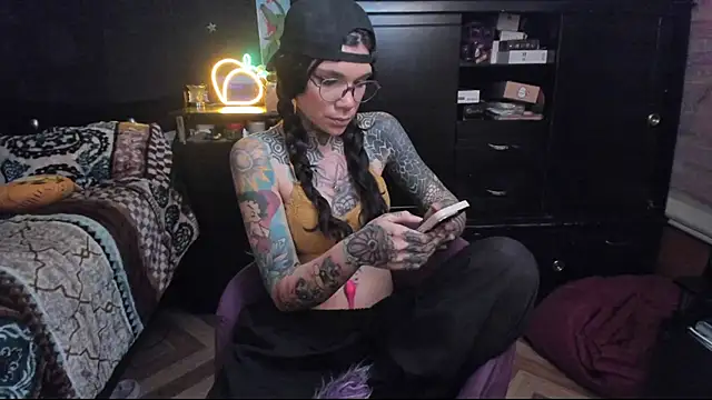 Snapshot of Lilmarieee chatting on 17, 1, 2025 Lilmarieee online show from 17, 1, 2025