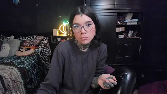 Snapshot of Lilmarieee chatting on 13, 2, 2025 Lilmarieee online show from 13, 2, 2025