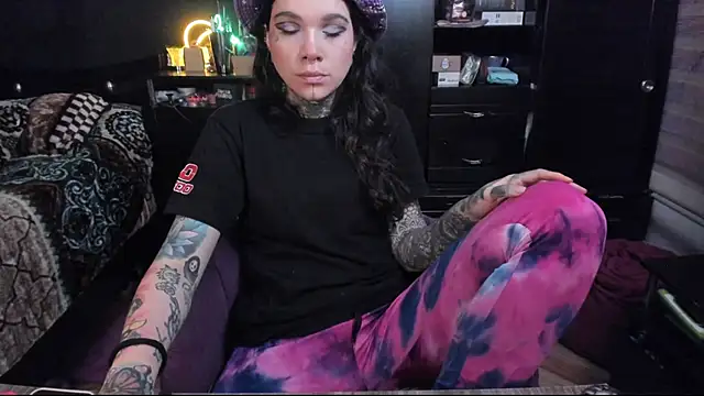 Snapshot of Lilmarieee chatting on 20, 2, 2025 Lilmarieee online show from 20, 2, 2025