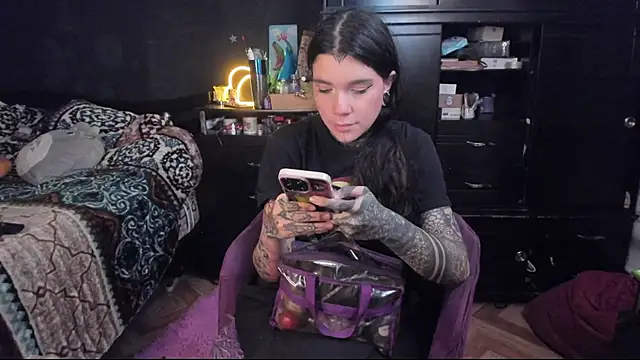 Snapshot of Lilmarieee chatting on 6, 3, 2025 Lilmarieee online show from 6, 3, 2025