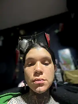 Snapshot of Lilmarieee chatting on 24, 10, 2025 Lilmarieee online show from 24, 10, 2025