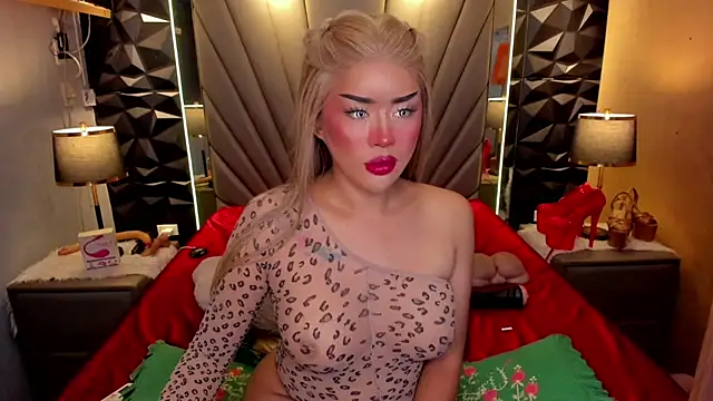 QuiinMollyXxX online show from 12, 9, 2025