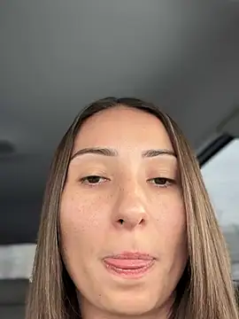 Snapshot of YOUR-KARINA chatting on 8, 1, 2025 YOUR-KARINA online show from 8, 1, 2025