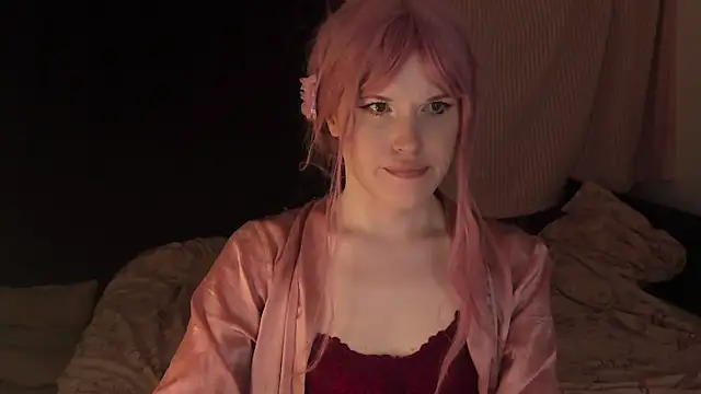 EffieMinki online show from 5, 1, 2025