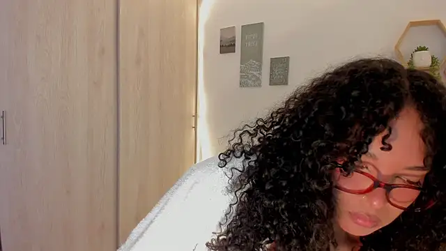 mariam hill online show from 4, 3, 2026