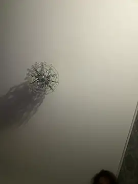 Emma roqueen online show from 28, 2, 2026