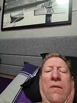 tomtom111111 online show from 9, 3, 2026