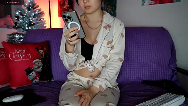 Lili asian online show from 18, 12, 2024