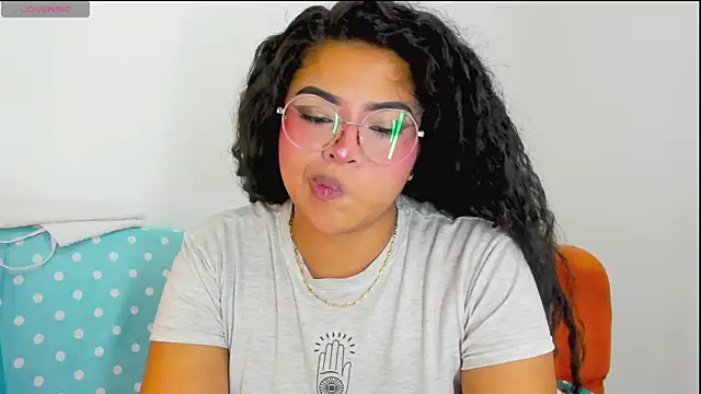 moana taylor online show from 19, 4, 2026