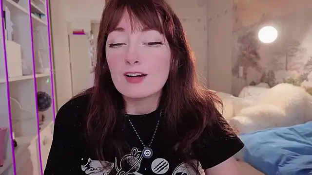 Snapshot of Cissy_Glitter chatting on 13, 6, 2026 Cissy Glitter online show from 13, 6, 2026