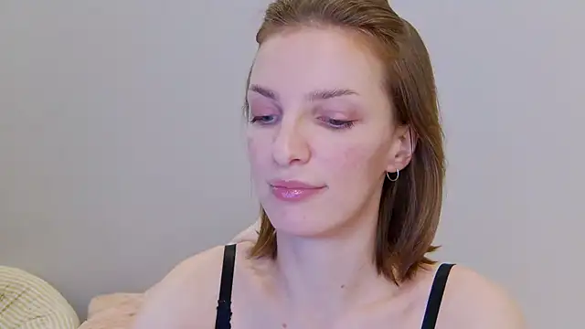 Beauty Alex online show from 5, 1, 2025