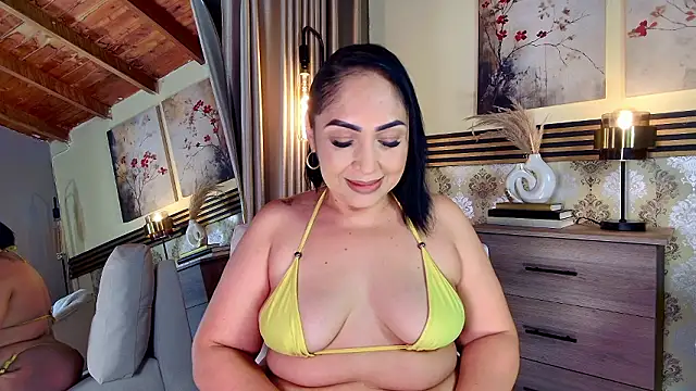 Madissononee online show from 28, 2, 2026