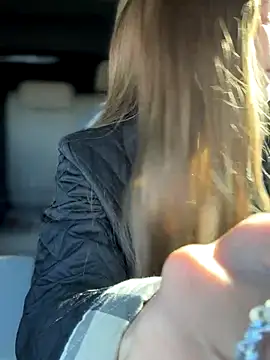 Snapshot of lunagirl13 chatting on 25, 11, 2025 lunagirl13 online show from 25, 11, 2025