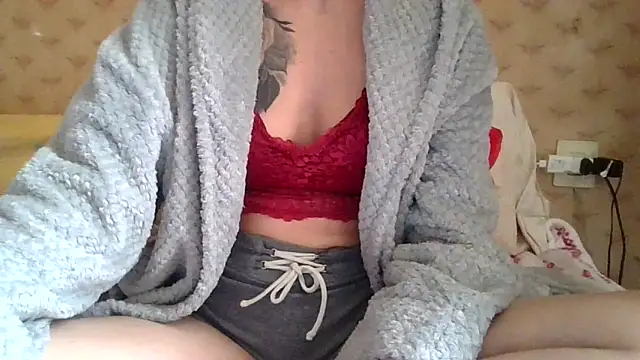 Snapshot of fabiolagg chatting on 27, 11, 2025 fabiolagg online show from 27, 11, 2025