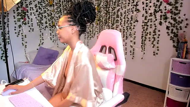 violeta milleer online show from 12, 10, 2025