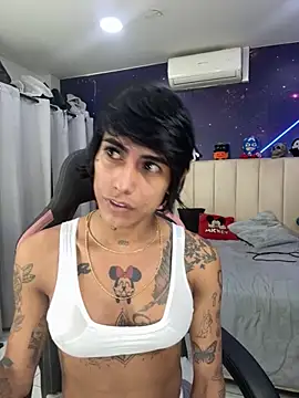 Snapshot of Nella_Dolls chatting on 11, 11, 2025 Nella Dolls online show from 11, 11, 2025