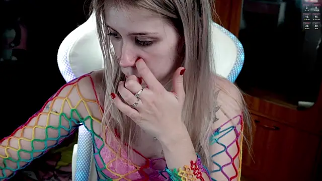 Snapshot of ho1yho1e chatting on 1, 12, 2025 ho1yho1e online show from 1, 12, 2025