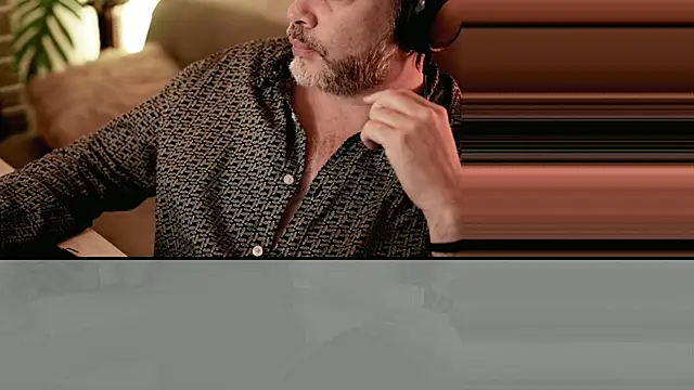 Sanders White online show from 31, 1, 2025