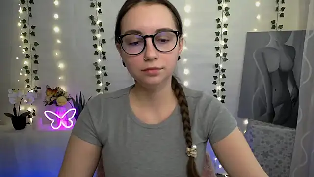 SweetPrincess  online show from 5, 3, 2025