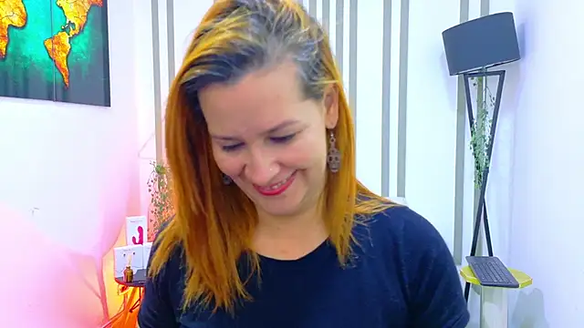 Snapshot of Britney_taylor_ chatting on 13, 12, 2025 Britney taylor online show from 13, 12, 2025