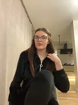 little belucci online show from 30, 1, 2025