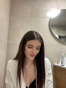 little belucci online show from 14, 2, 2025